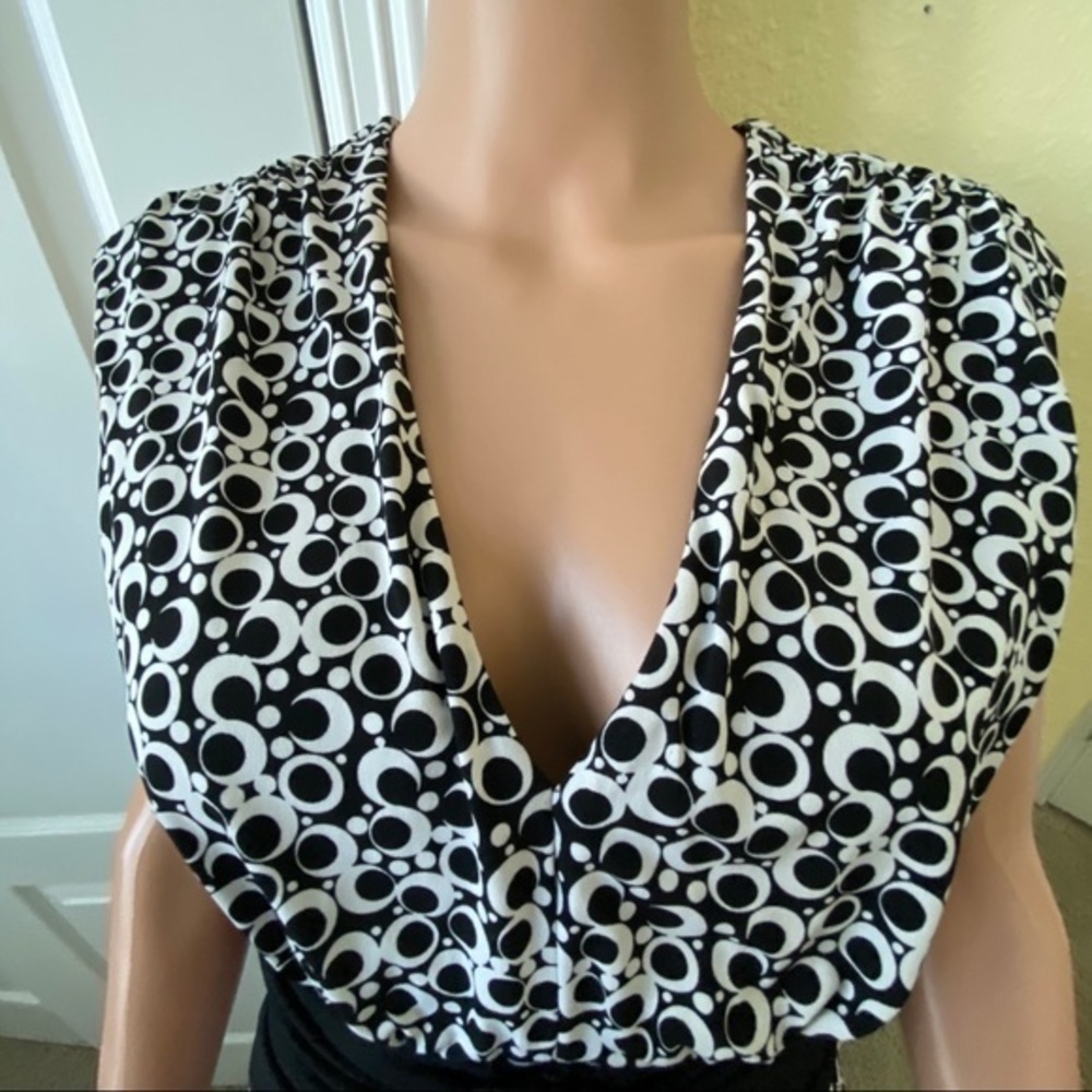 Connected Apparel 8 Black/White Dress Soft - Picture 4 of 6